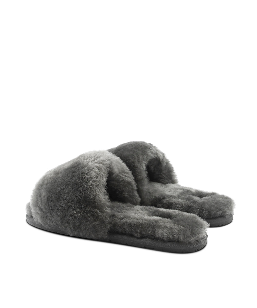 Women's UGG Fluffy Slipper