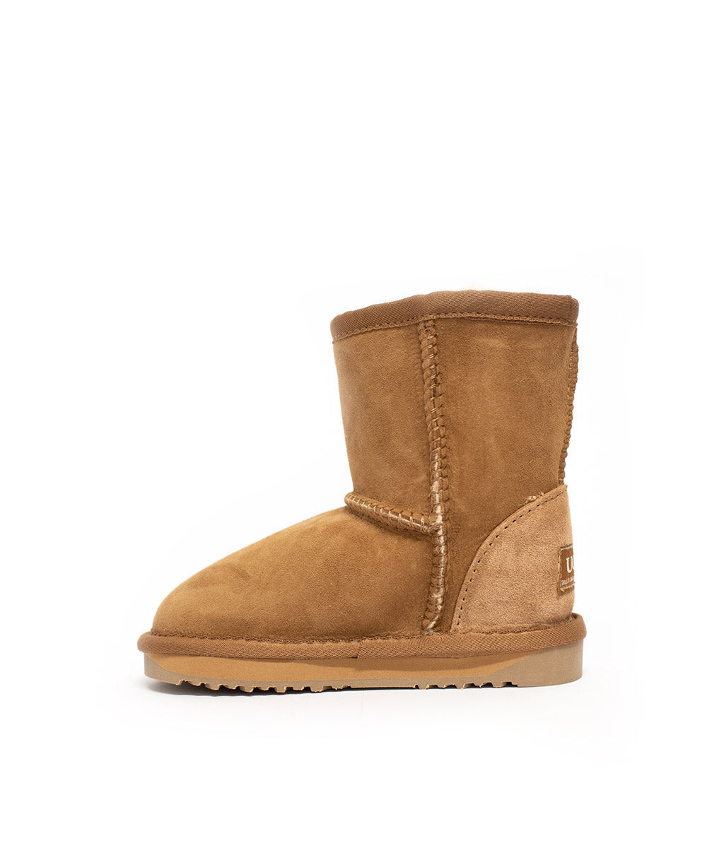 Kid's UGG Classic Short