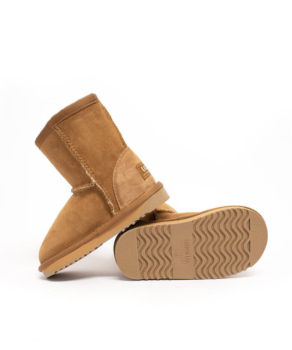 Kid's UGG Classic Short